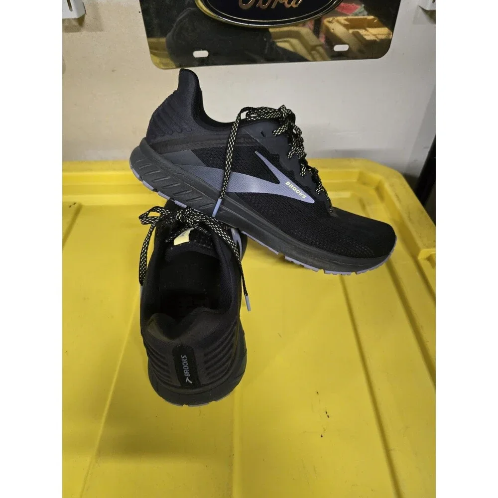 Brooks Anthem 5 Women’s Running Shoes Black Gray Sneakers Athletic Gym Sz 9